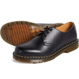 NEW Dr. Martens Men's 1460 Dm's Waterproof Fashion Boot Men’s  8, Women’s 9